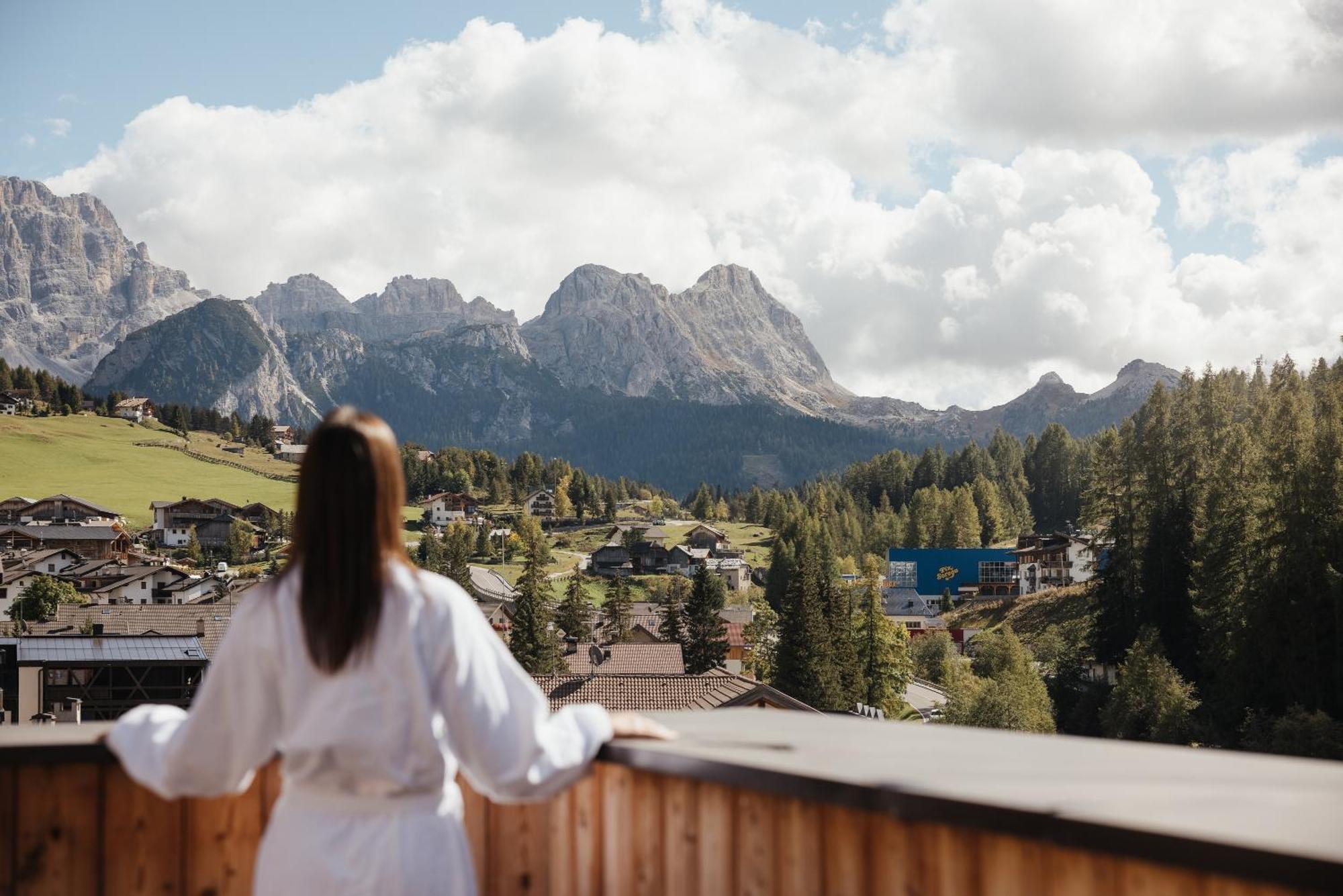 Lagació Hotel Mountain Residence San Cassiano (Badia) Exterior foto